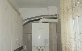 Apartament 3 camere,etaj 3/3,  renovat,65000 euro neg, Policlinica 2 - Poză 8