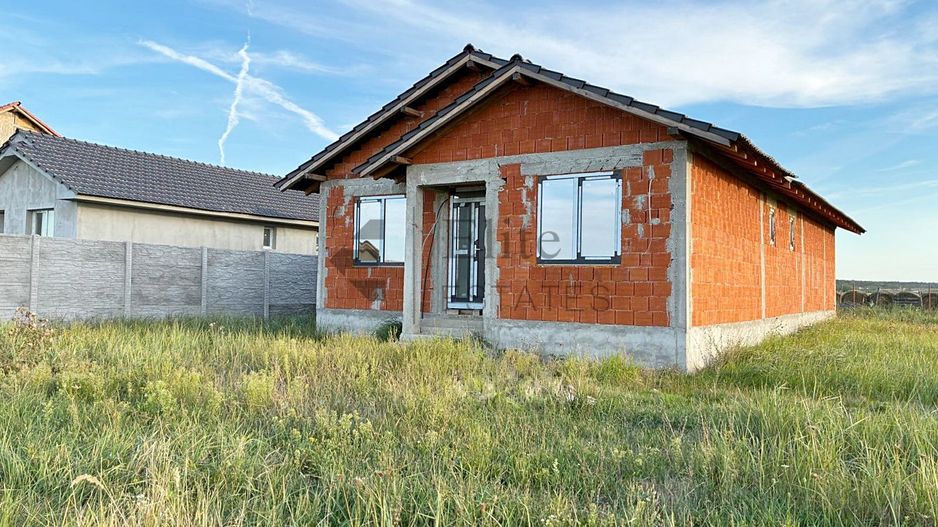 Casa cu 4 camere de vanzare in Cihei - Poză 14