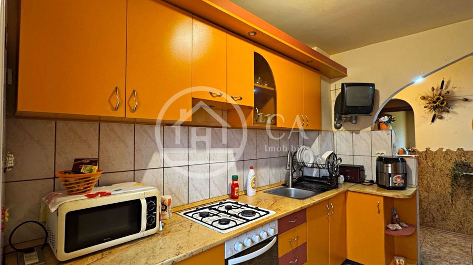 Apartament de vânzare cu 3 camere tip PC  în zona Rogerius, Oradea - Poză 8
