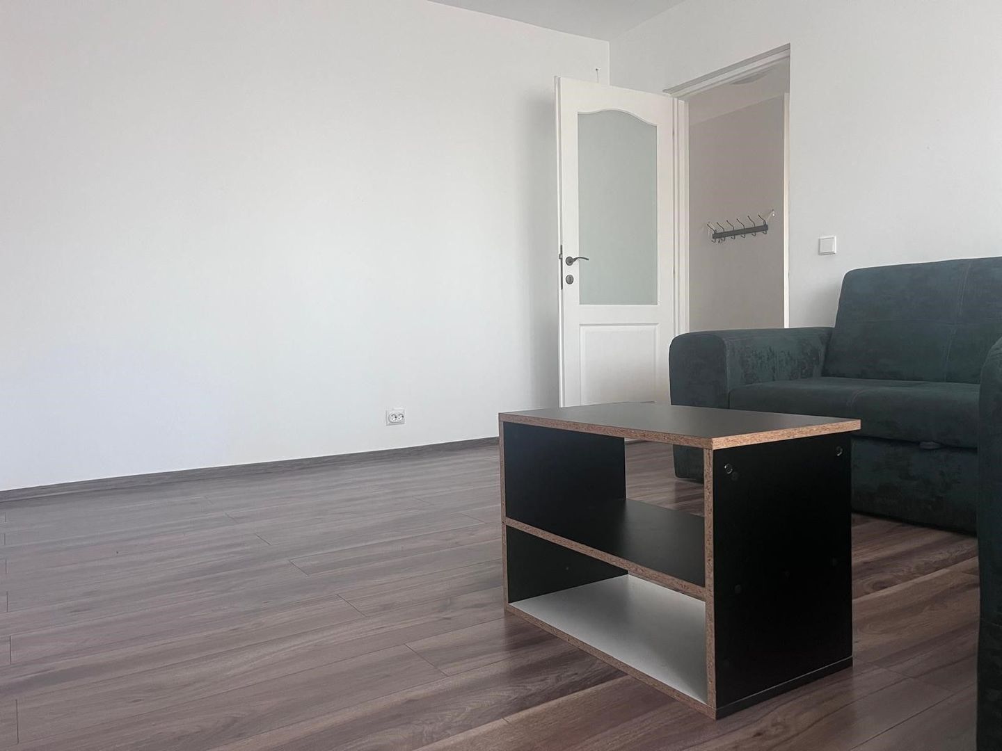 Decomandat! Inchiriere apartament cu 3 camere in Targoviste- micro 4! - Poză 2
