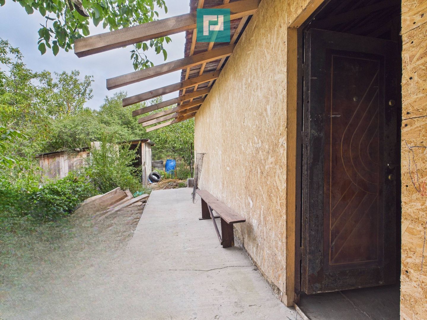 Casă individuală 90 mp, teren 719 mp în Murani - Poză 12