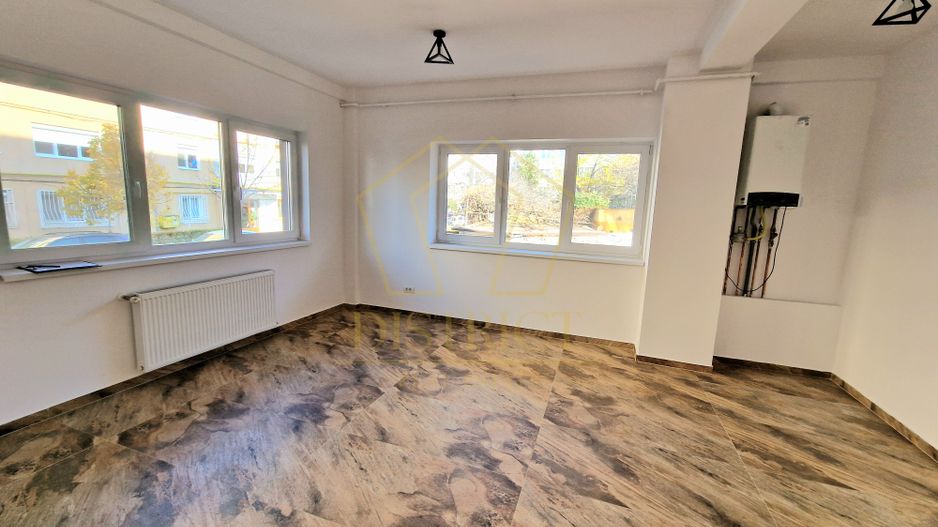 Spatiu birouri cladire noua cu 2 incaperi spatioase I Complexul Studentesc - Poză 5