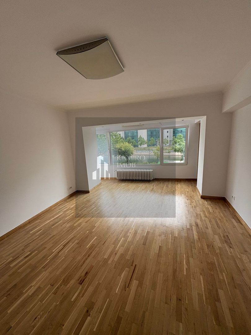 4 camere  etaj 1 /450 m METROU UNIRII - Poză 2