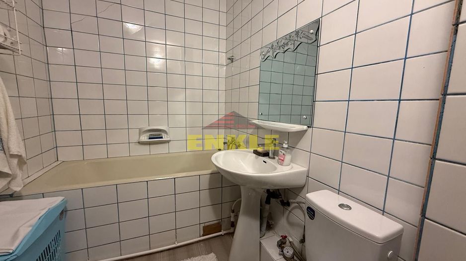 De vanzare apartament 3 camere decomandat,  Pietonalul Transilvaniei. - Poză 8