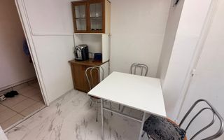 3 camere, situat in Complexul Studentesc, studenti, centrala proprie. - Poză 14