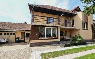 Casa in regim cuplat de vanzare, Lipoveni - Poză 1