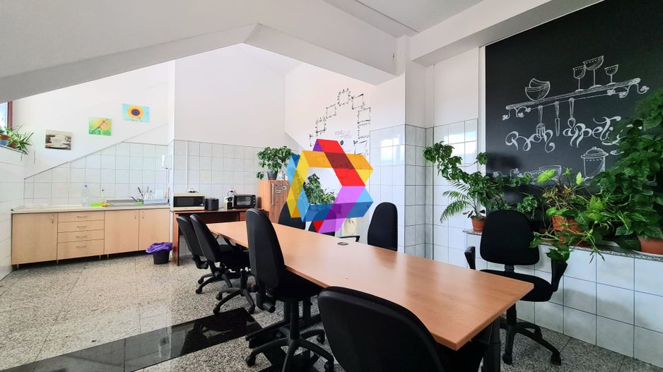 Spatiu birouri de închiriat Brasov - 55 mp # plus-imo.ro - Poză 2