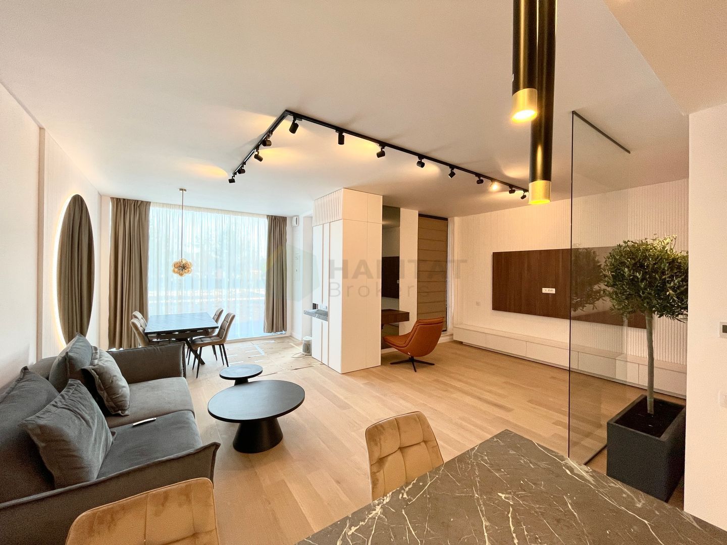 Duplex cu gradina langa parc in Tunari - Poză 14