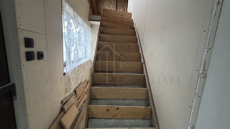 Casa de vanzare in Slanic Moldova . - Poză 8