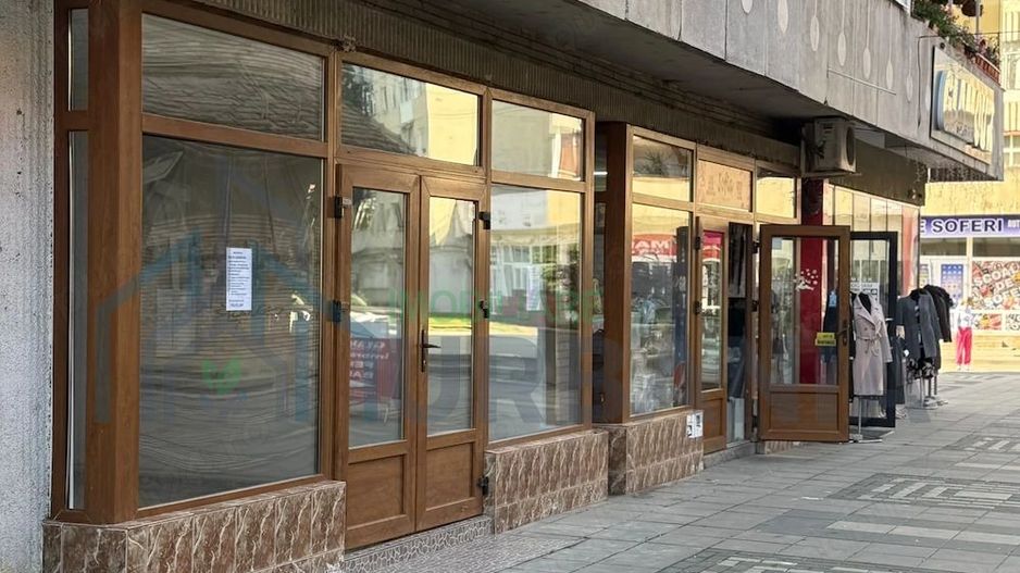 Spațiu comercial de închiriat pe esplanada Pascani - Poză 4