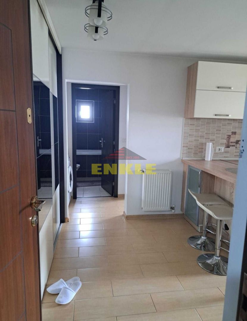 De închiriat apartament cu 2 camere decomandat, Str. Ion Pillat. - Poză 7