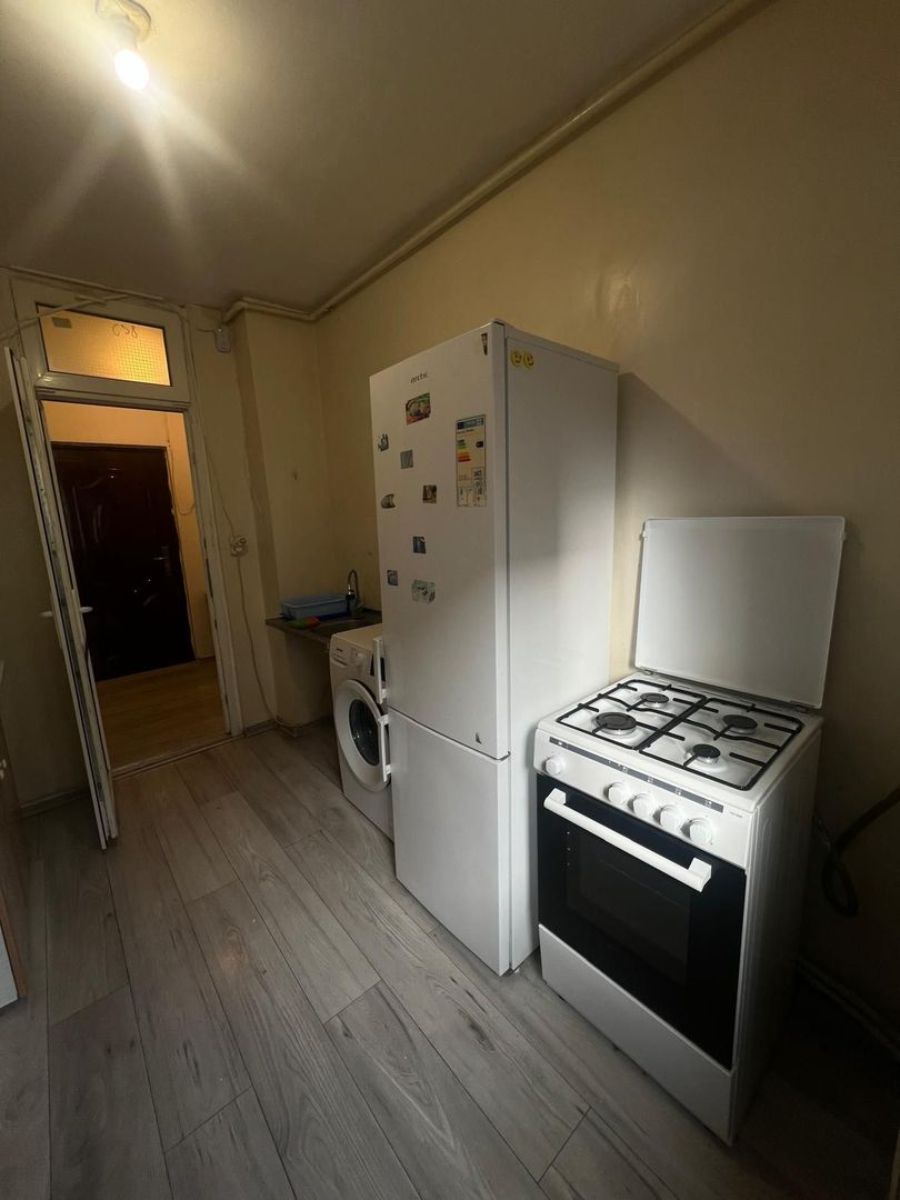 AP. 2 CAMERE RAHOVA, CENTRALA TERMICA, BUCATARIE INCHISA, MOBILAT - Poză 13