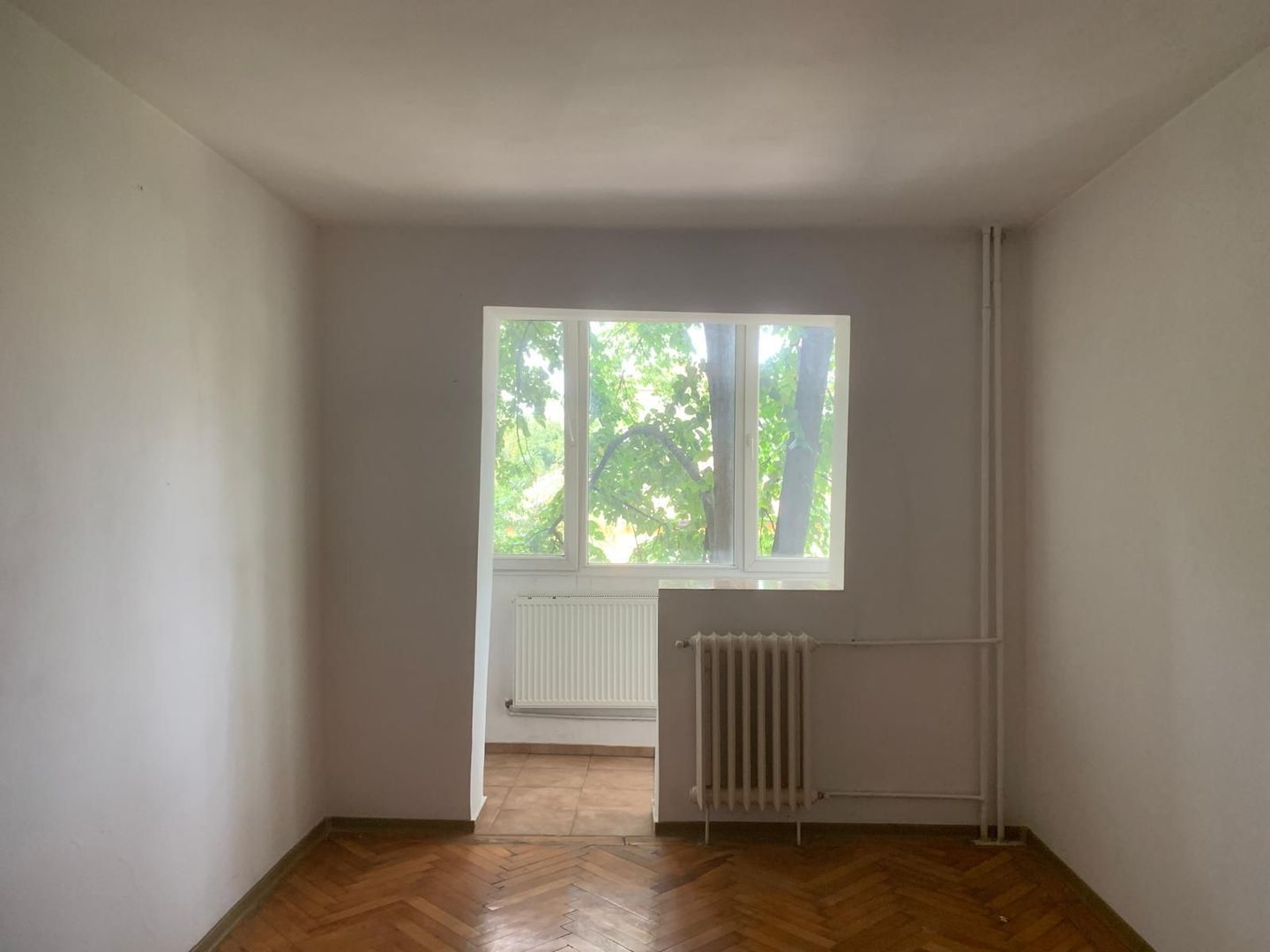 Apartament de 2 camere, 38 mp , et. 2 in Calea Sagului - Poză 1