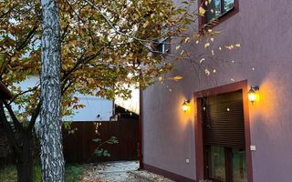 Casa individuala pozitie foarte buna si teren generos - Poză 2