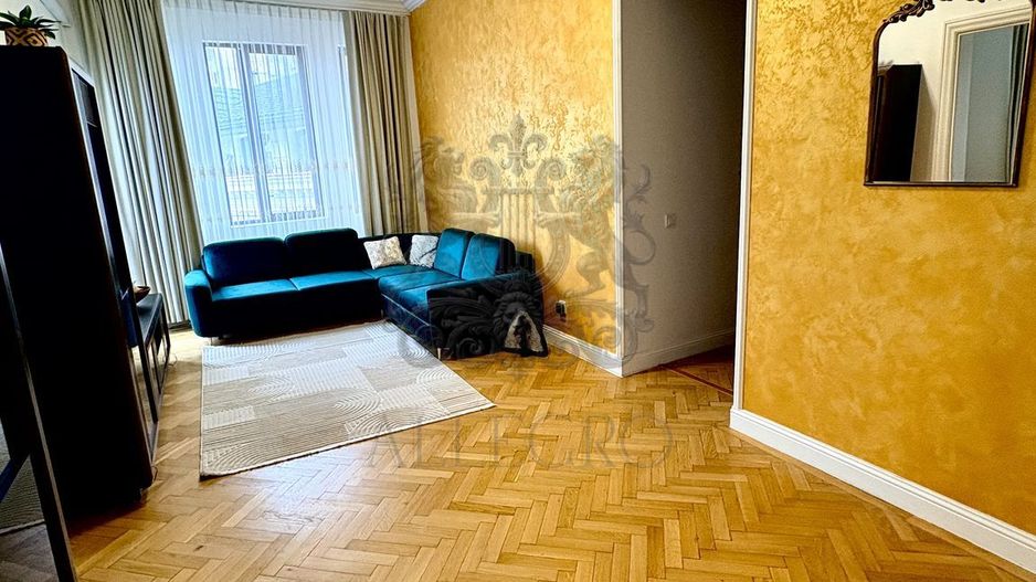 Apartament in vila interbelica |  Coposu  | 4 camere | Superb - Poză 8