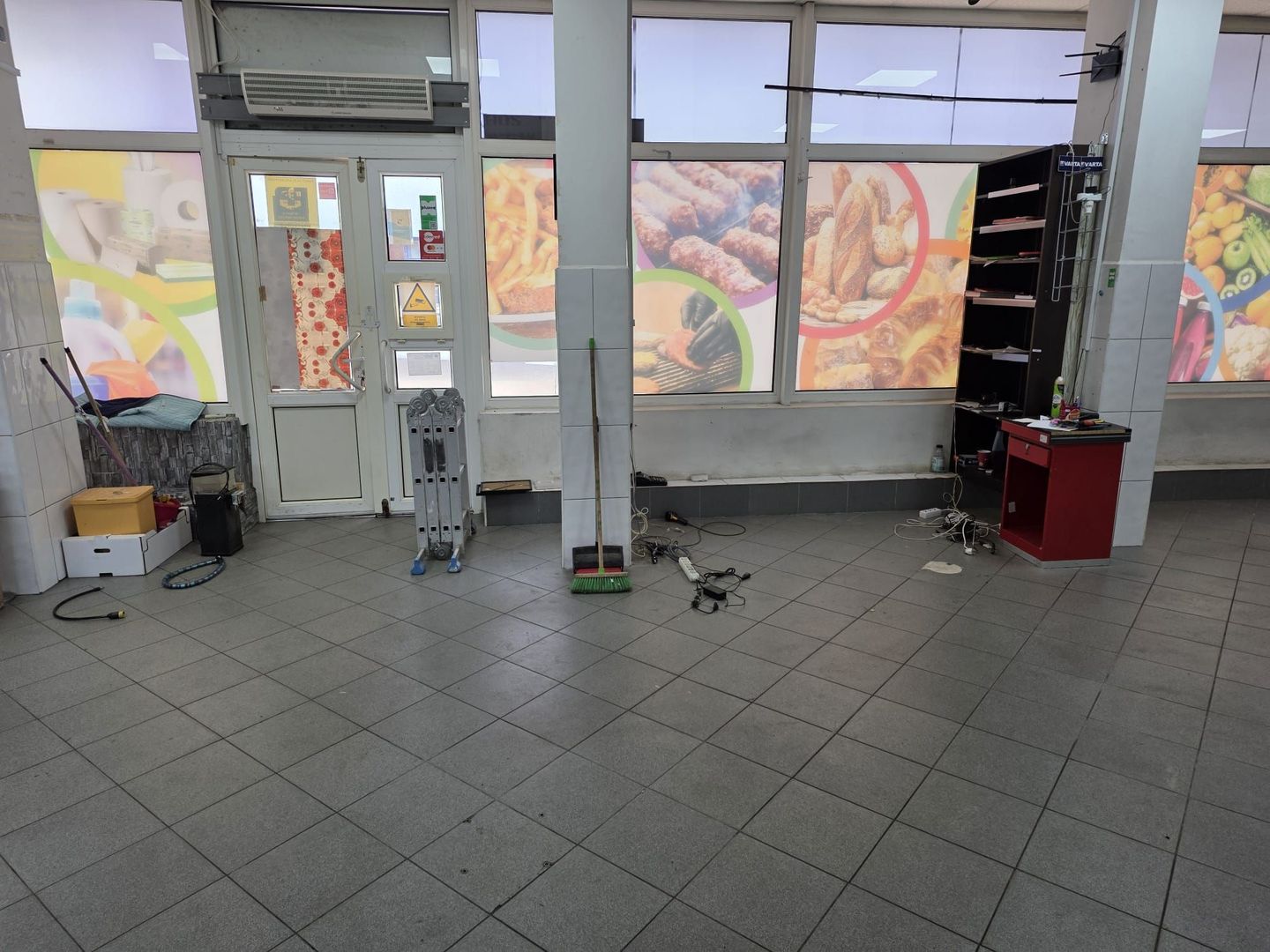 Spatiu comercial in inima cartierului Cornisa - Poză 26