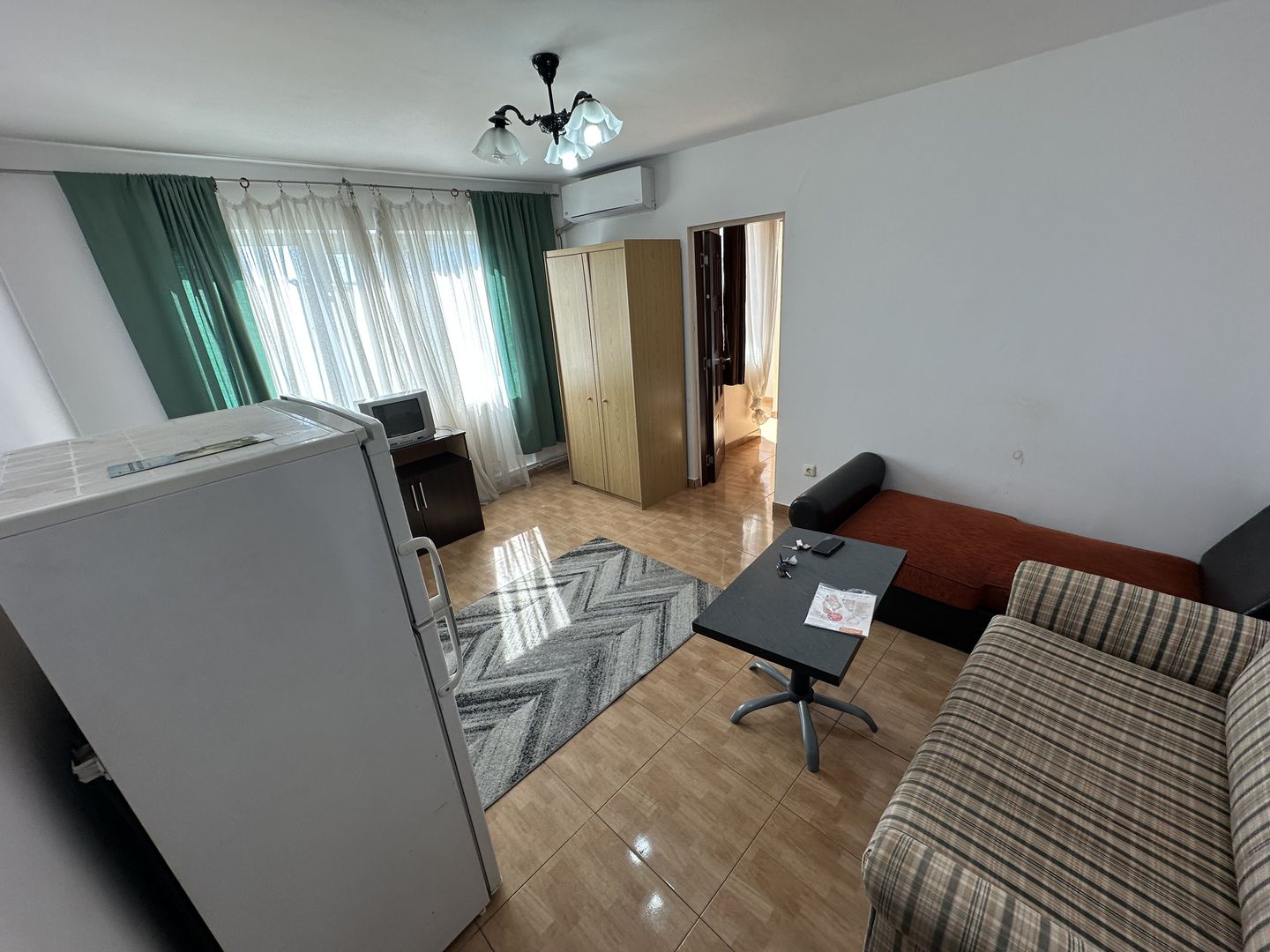 Apartment 2 camere la 2 minute de Iulius Mall - Poză 2