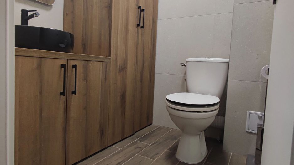 Apartament 3 camere, Dumbravita, Mobilat si Utilat complet, Loc de parcare - Poză 9