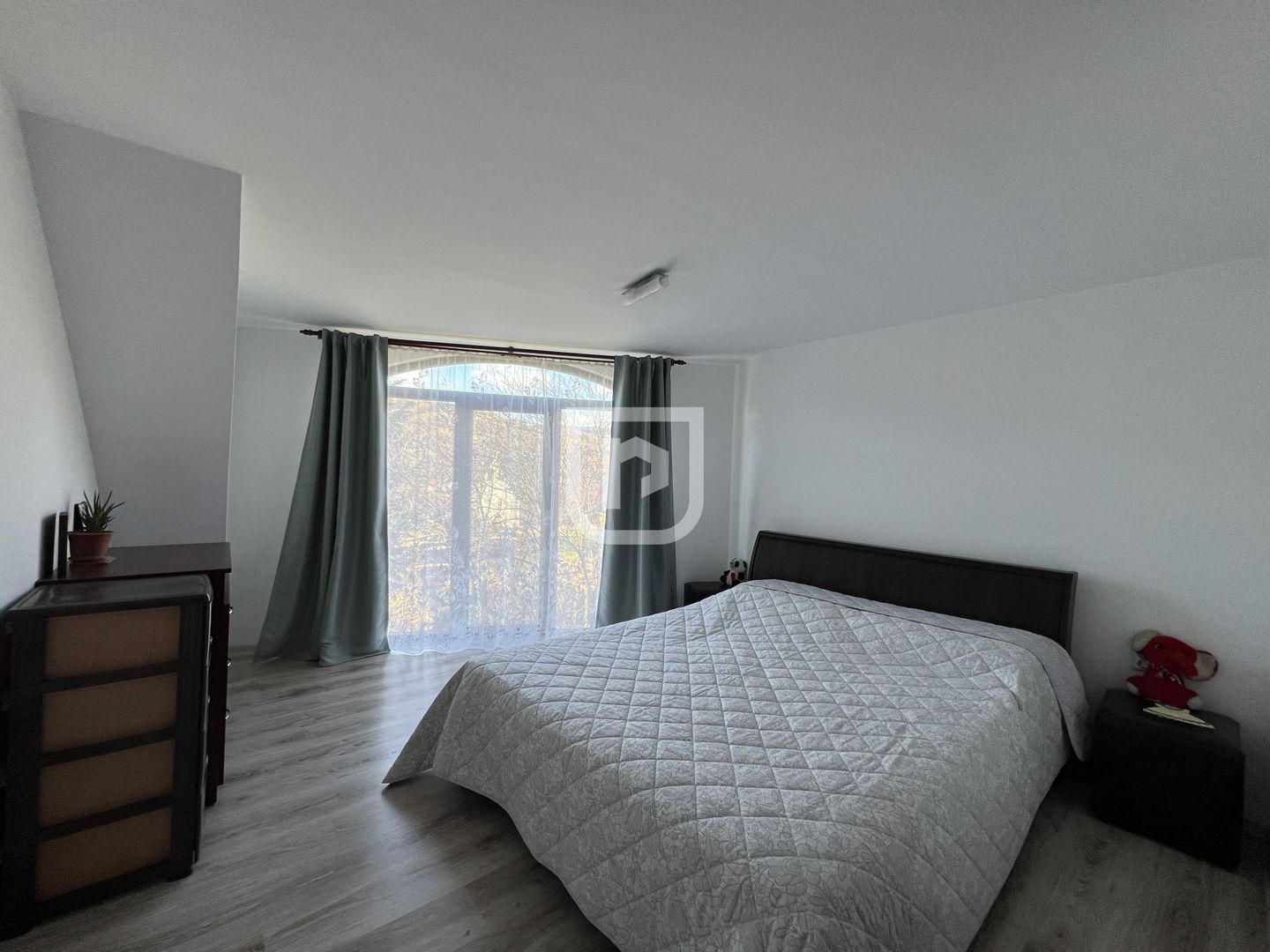 Casa cu 4 dormitoare | strada Manastirii | Gura Humorului - Poză 9