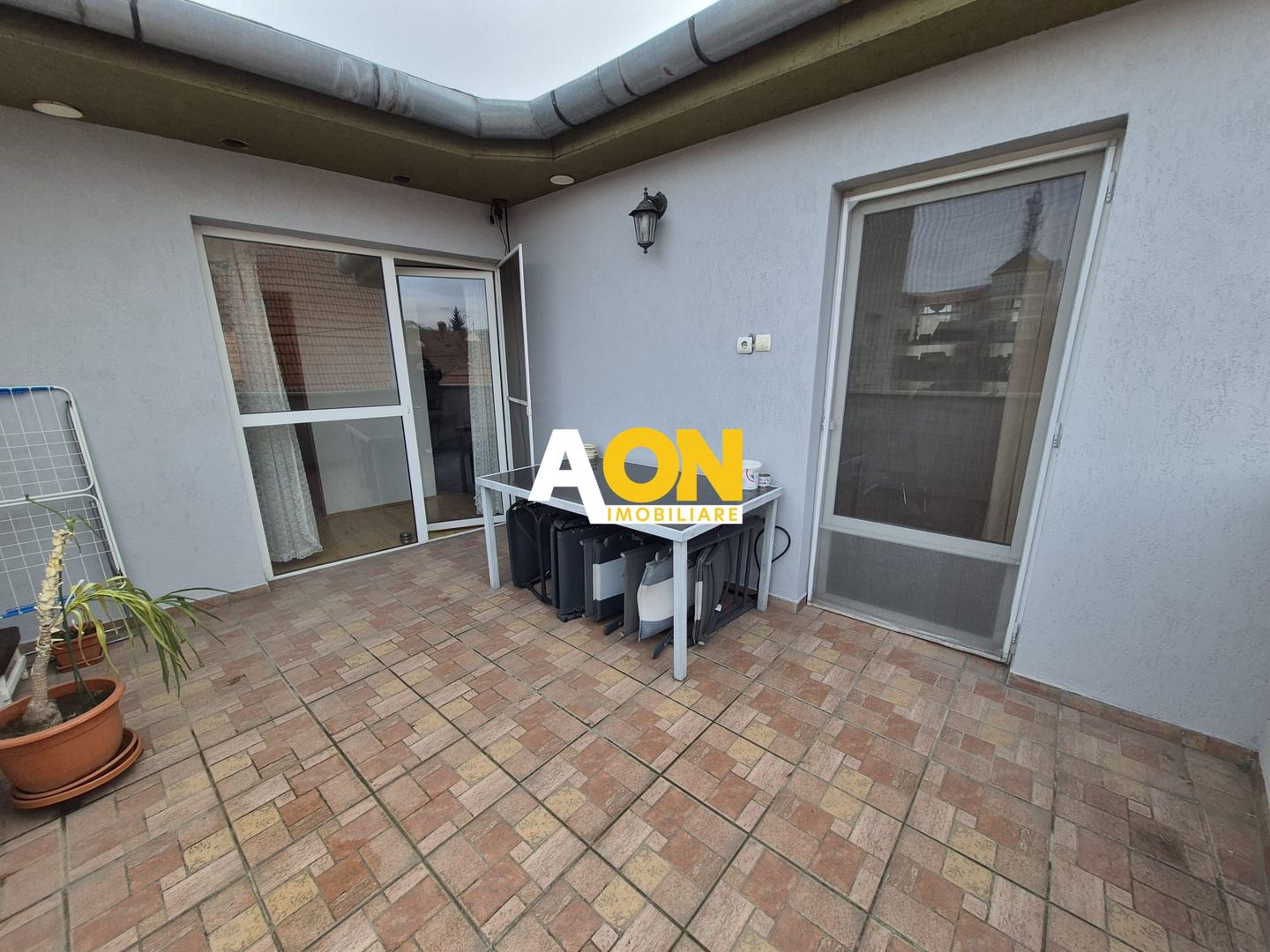 Casa 4 Camere, P+1, 195 mp, Teren 232 mp, Zona Centrala F. Buna - Poză 14