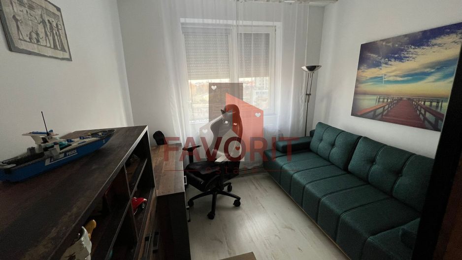 Centrala proprie. Complet renovat. Mobilat si utilat. - Poză 10