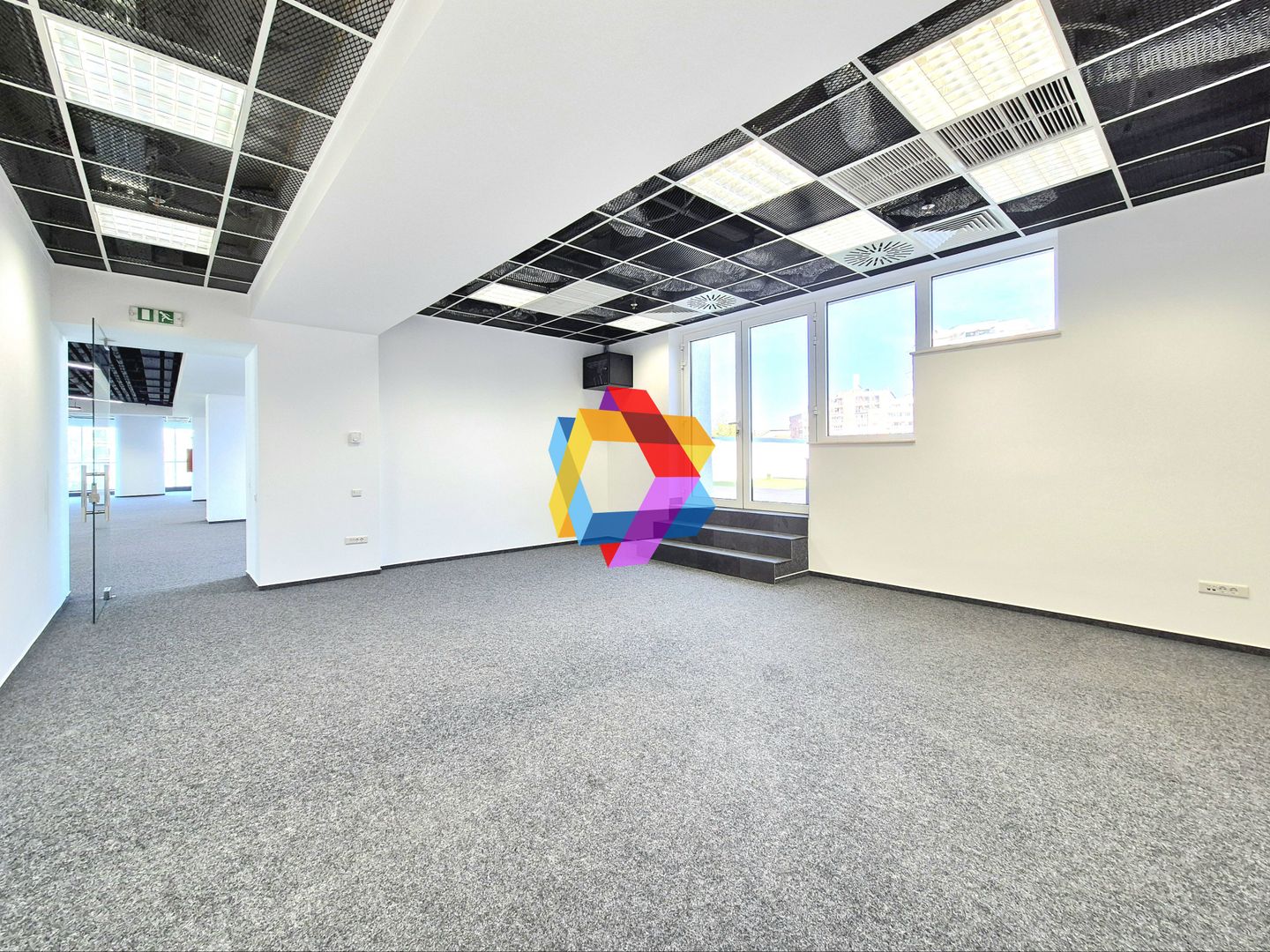 Spatiu de birouri ultramodern Brașov - 367 mp + Teresa 240 mp - Poză 13