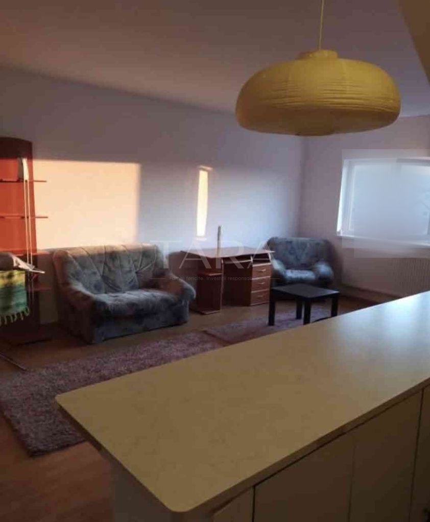 Apartament cu 2 camere, 50 mp, balcon, parcare și pod, zonă liniștită. - Poză 1