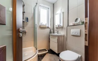 Casă gata de mutat în Westfield | 387 mp teren | curte + anexe - Poză 11