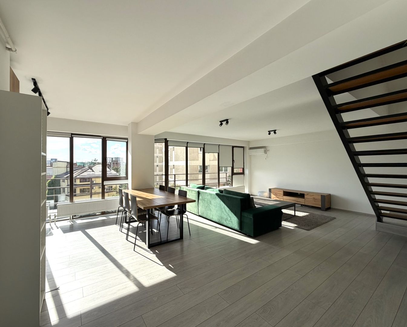 Apartament 3 camere tip Duplex - zona Calea Calarasilor/Popa Nan - Poză 2