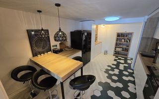 Apartament superb 3 camere zona Ultracentrala - Poză 3