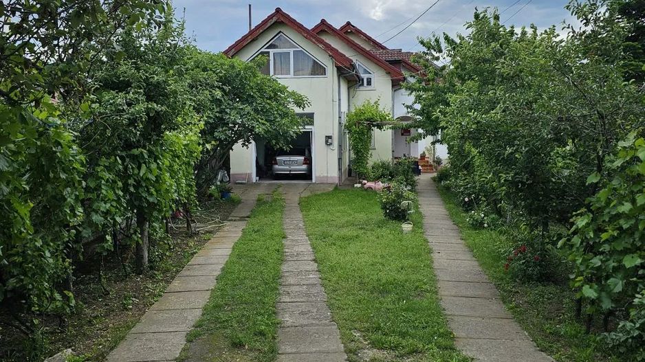 Casă / Vilă de vânzare în Bariera Valcii, Craiova - Poză 1