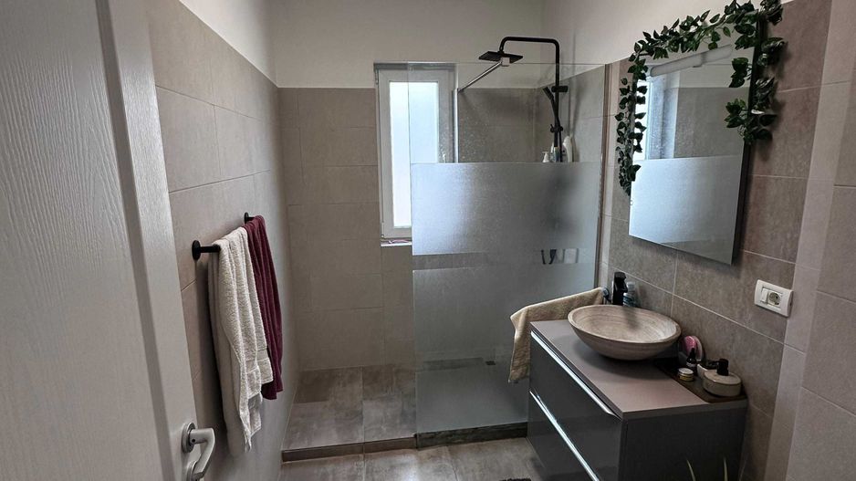 Braytim | 2 Camere | Etaj 1 | Centrala proprie | Mobilat si Utilat - Poză 8