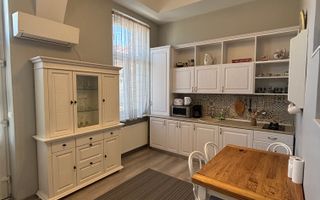 Apartament cu o camera în clădire istorică ,zona Maria - Poză 10
