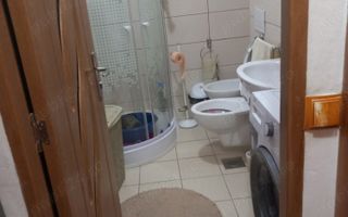 Ag BRASADAS vinde apt. 3 cam etaj 2/4 în Carpați 2. - Poză 3