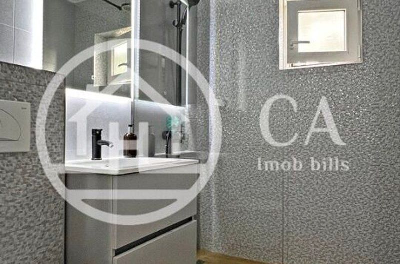 Apartament de vanzare cu 2 camere in zona Rogerius, Oradea - Poză 7