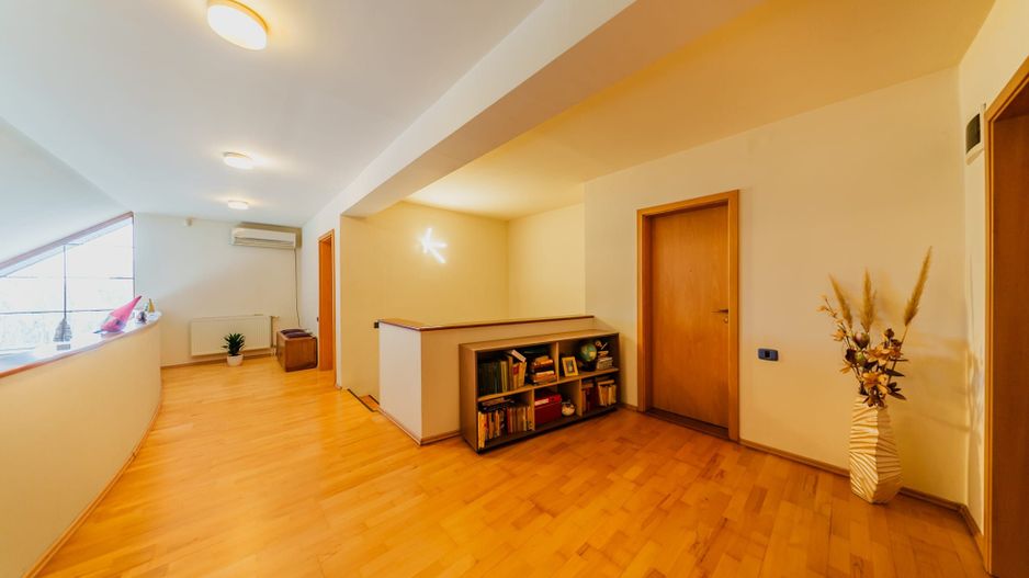 Vila 5 camere, gata de mutare, teren 700 mp, strada privata- Gradiste - Poză 21