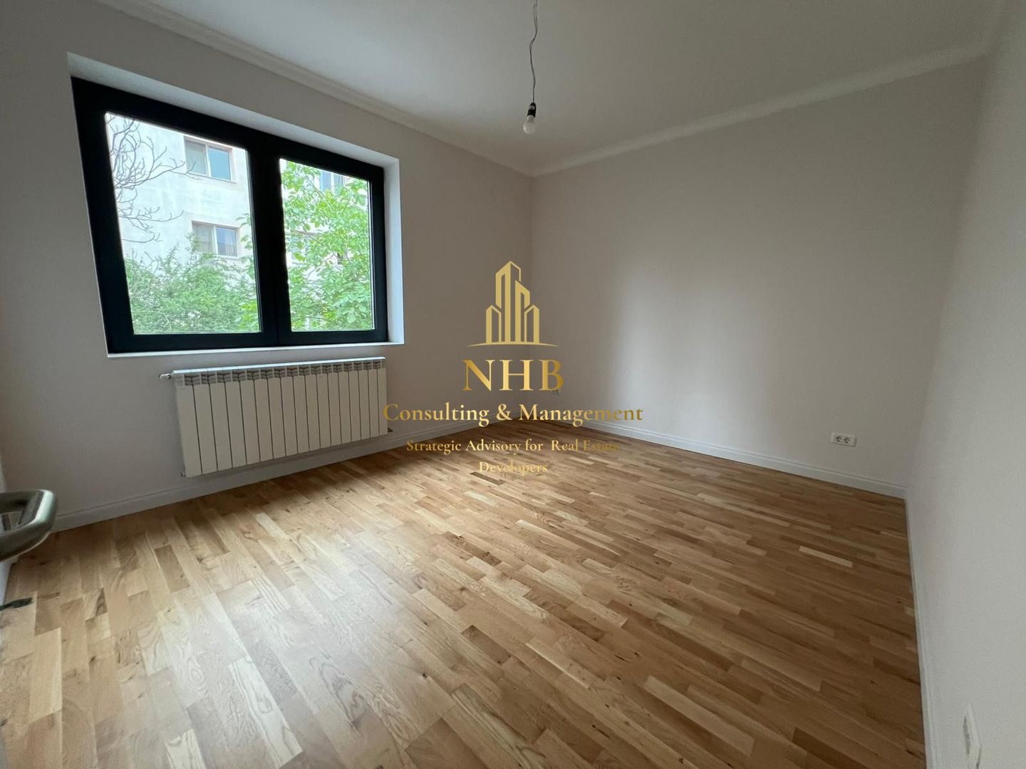 Apartament de inchiriat -3 camere  bloc nou -ZONA TEI - Poză 12