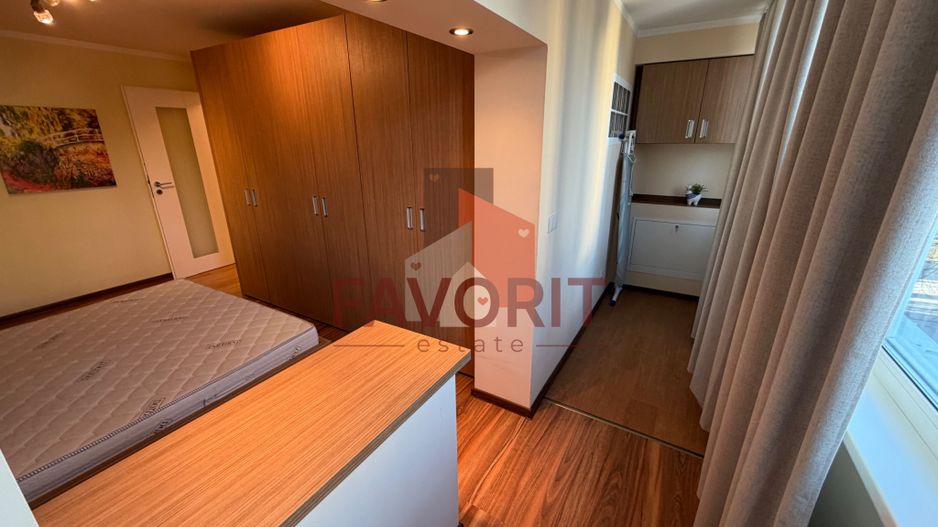 Etaj 2. Disponibil imediat. Garaj. Pozitie excelenta - Poză 15