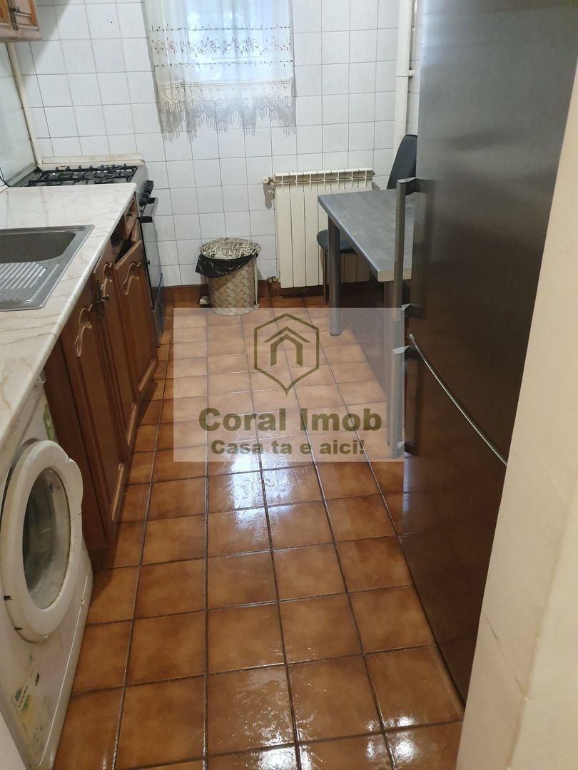 Vanzare un apartament de  2 camere in zona Obor, - Poză 3