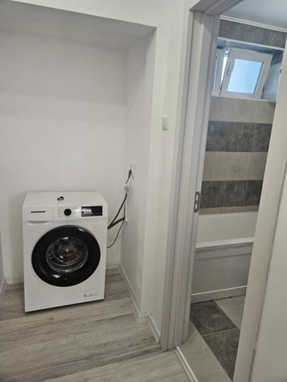 APARTAMENT RENOVAT SI MOBILAT ZONA PAJURA - Poză 6