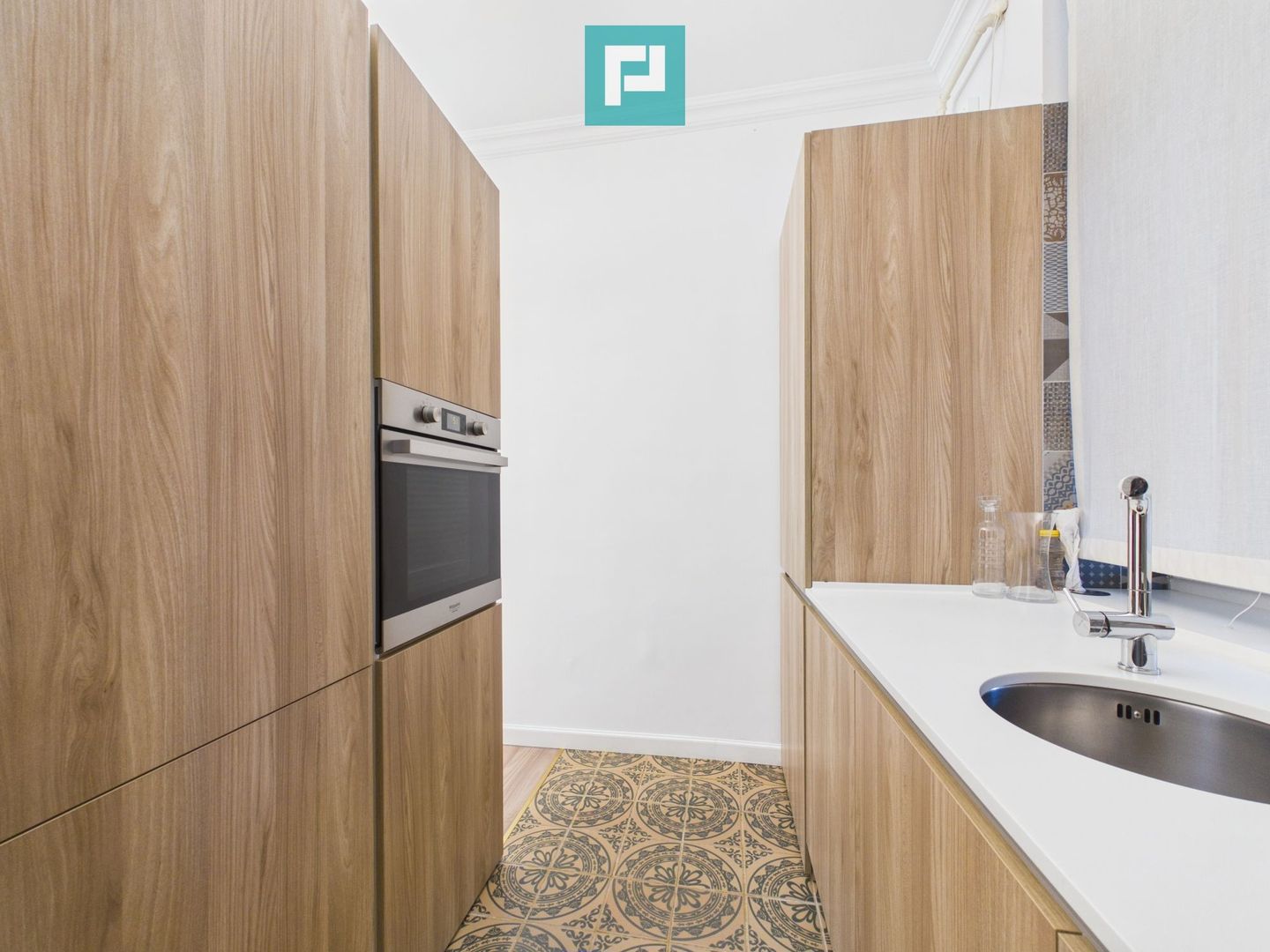 Apartament cu 3 camere Ultracentral - Poză 15
