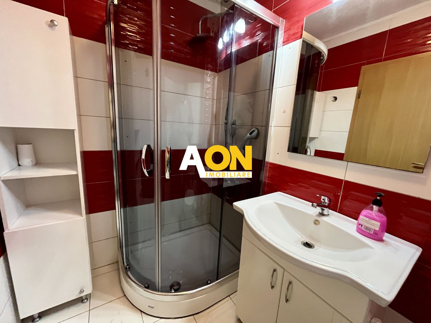 Casă de Tip Înșiruită, 3 Camere, Mobilată Complet, Zona Centru - Poză 13