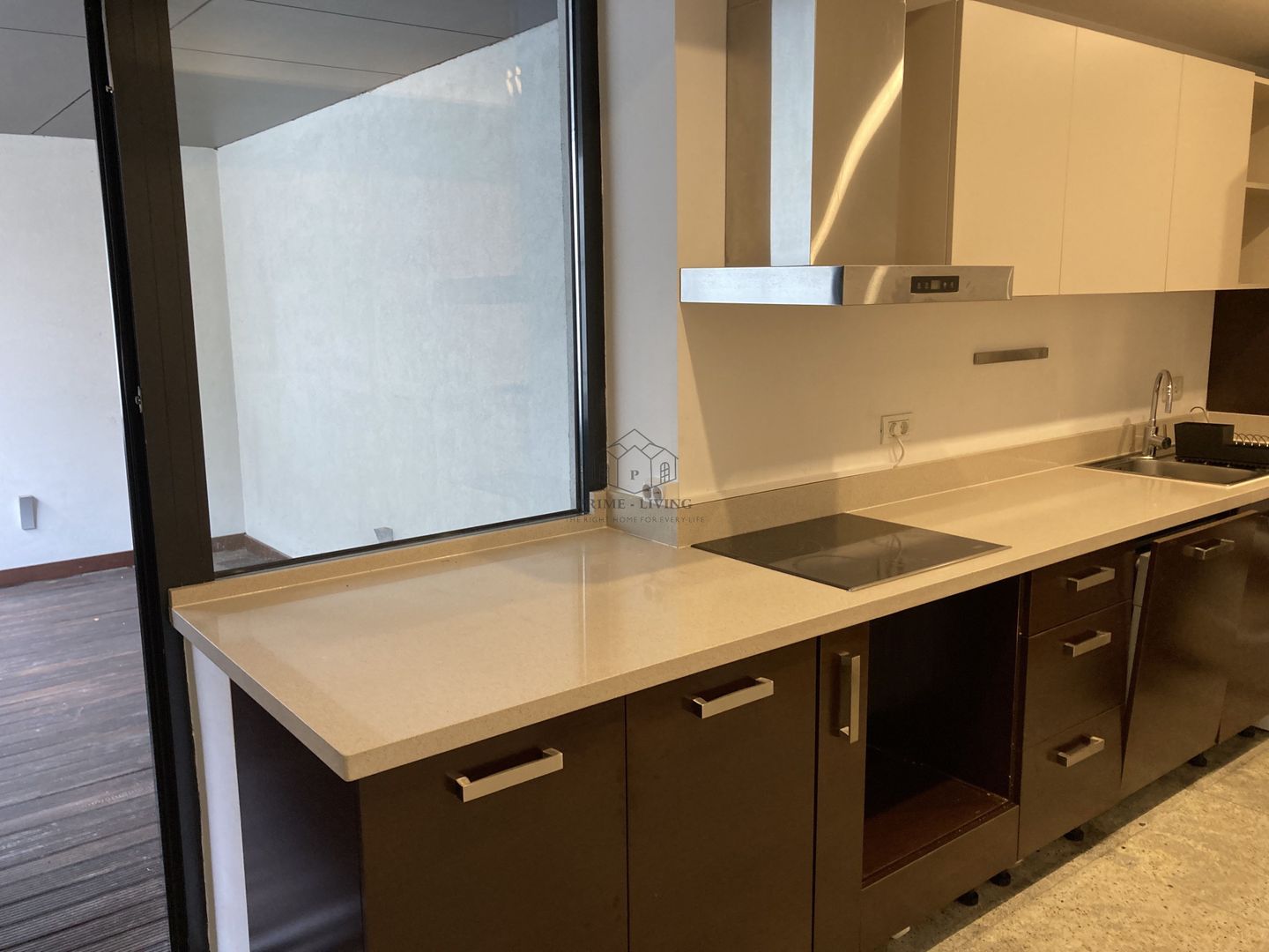 APARTAMENT SUPERB LA VANZARE SI INCHIRIERE PE STRADA RAHMANINOV - Poză 3