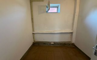 Casa individuala cu curte disponibila pentru vanzare, situata in zona centrala - Poză 14