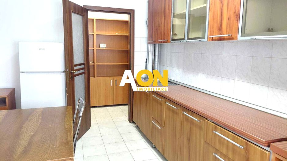 Apartament 2 camere, 50 mp utili, Cetate, etaj 3 - Poză 1