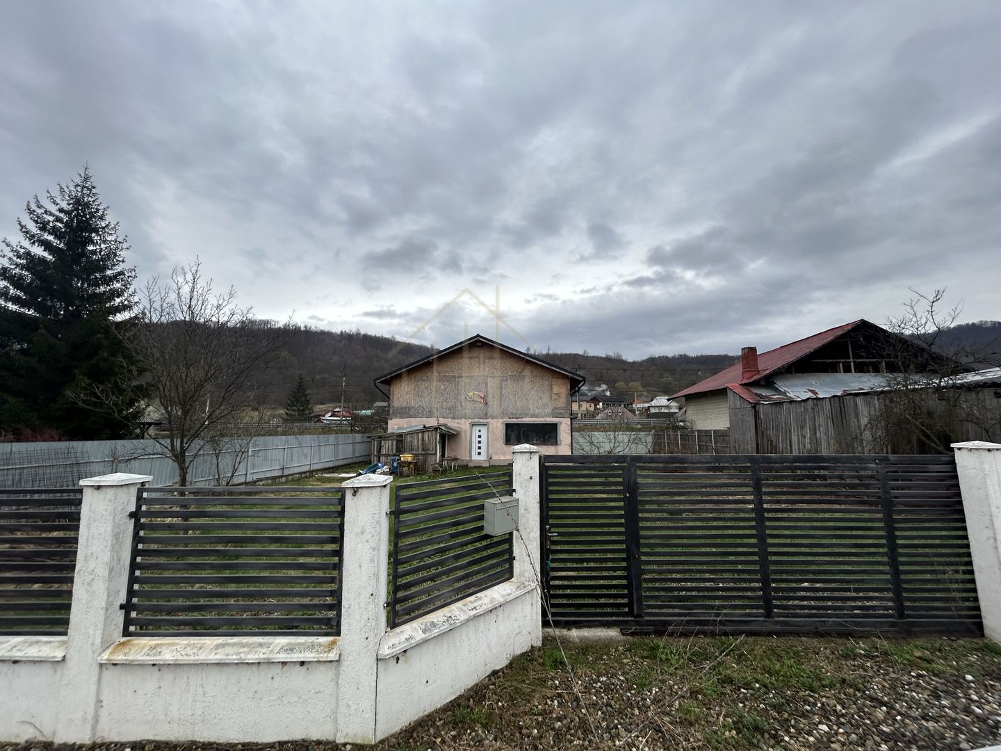 Casa de vanzare in Slanic Moldova . - Poză 11