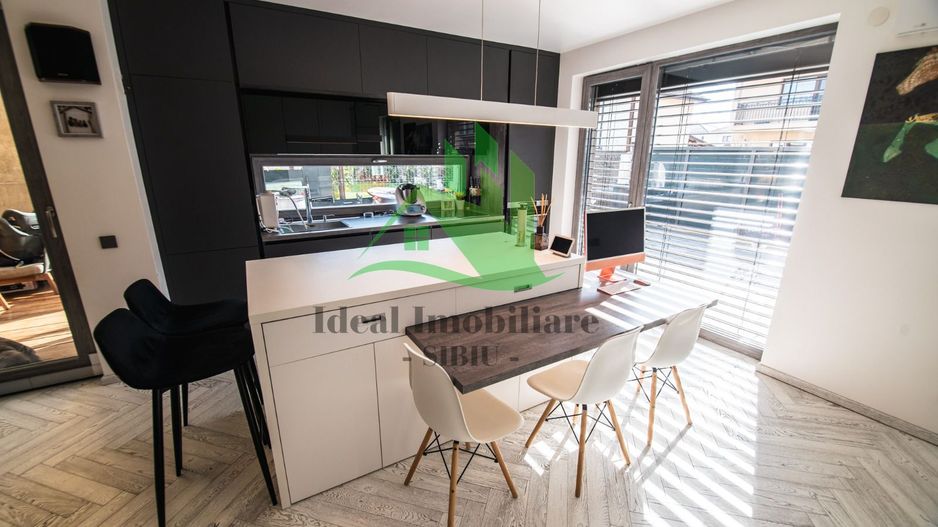 Casa Moderna cu 4 camere si terasa, zona Pictor Brana, Selimbar - Poză 20