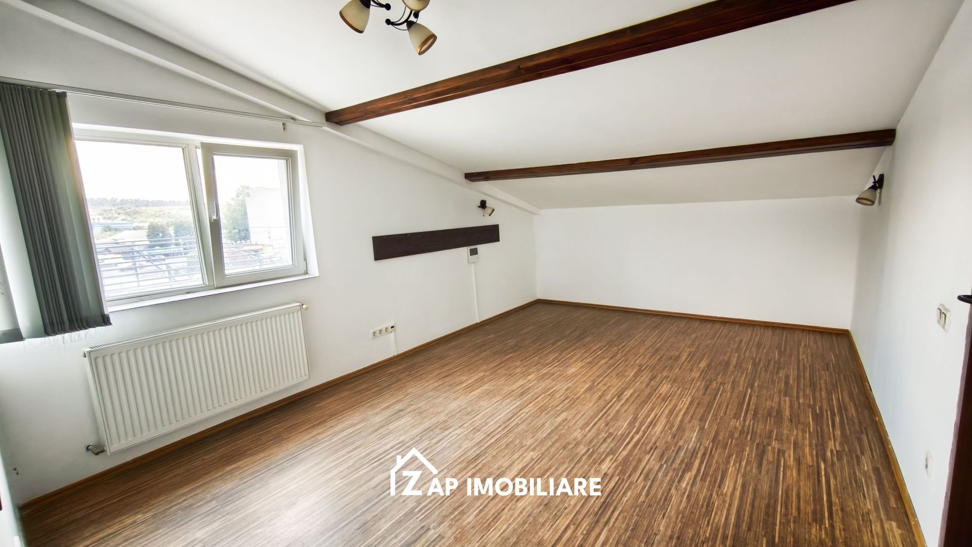 Cazare Muncitori - 10 incaperi - 5 băi - 1 bucătărie - Poză 17