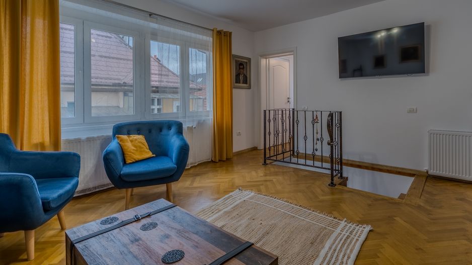 Casa individuala renovata integral | Brasovul Vechi - Dealul Cetatii - Poză 6