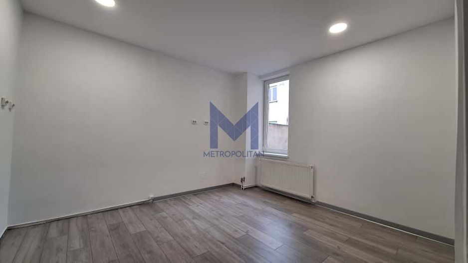 Spațiu birouri 15 mp, proaspăt renovat, cheltuieli incluse - Poză 1